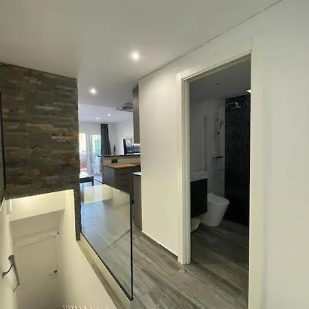 Centrico Apartmento Apartman *